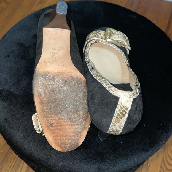 Black suede Micheal’s Kors belted round toe high heels stilettos size 7.5 M - Picture 13 of 15